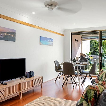 Ferienwohnung Montipora Unit 3 - In The Heart Of Airlie, Wi-Fi And Netflix Airlie Beach Exterior foto